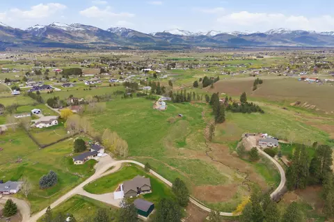 583 Arley Ln, Corvallis, MT 59828