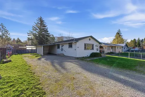 477 7th Ave, Columbia Falls, MT 59912