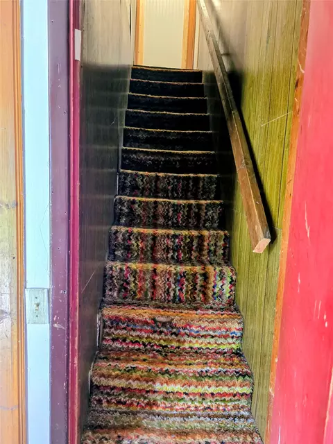 Entry Way - 36475 Us Highway 2, Libby, MT 59923 photo 2 of 3