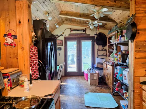 Kitchen - 36475 Us Highway 2, Libby, MT 59923 photo 6 of 8