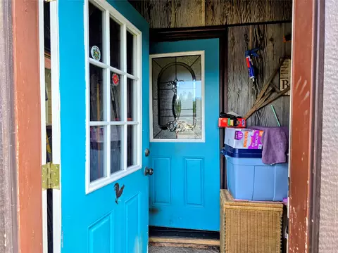 Entry Way - 36475 Us Highway 2, Libby, MT 59923 photo 1 of 3