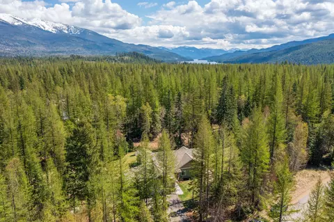 13831 Great Bear Loop, Bigfork, MT 59911