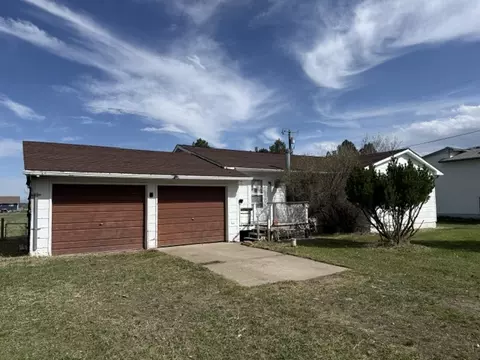 5421 13 St S, Great Falls, MT 59405