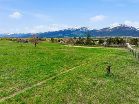 468 Osprey Overlook Ln, Stevensville, MT 59870