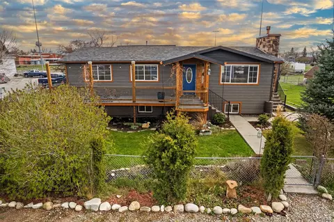 209 4th St, Townsend, MT 59644