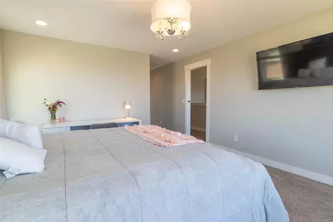 Bedroom - 10 Ridgeview Dr, Clancy, MT 59634 photo 2 of 8