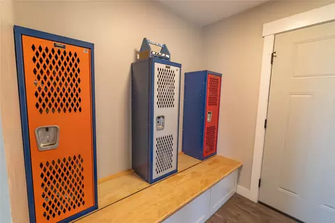 Entry Way - 10 Ridgeview Dr, Clancy, MT 59634 photo 3 of 5