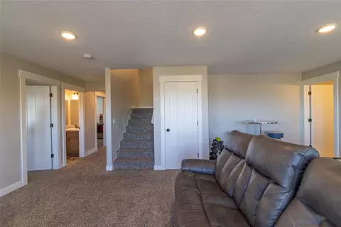 Entry Way - 10 Ridgeview Dr, Clancy, MT 59634 photo 4 of 5