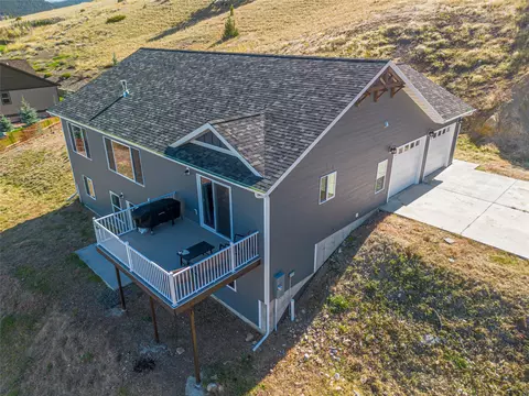 Exterior - 10 Ridgeview Dr, Clancy, MT 59634 photo 2 of 10