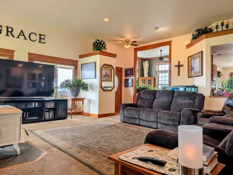 Living - 216 Moonlight Trl, Kalispell, MT 59901 photo 3 of 3