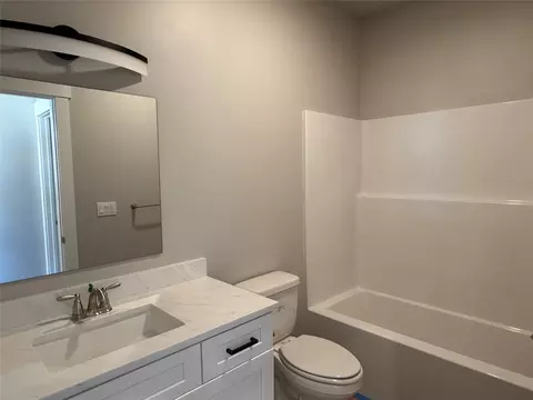 Bath - 632 Holstein Way, Kalispell, MT 59901 photo 1 of 2