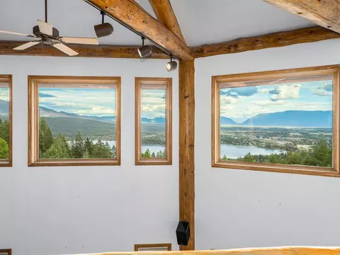View/Area - 317 Wolf Run Dr, Whitefish, MT 59937 photo 4 of 9