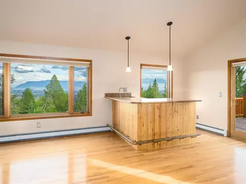 Living - 317 Wolf Run Dr, Whitefish, MT 59937 photo 9 of 10