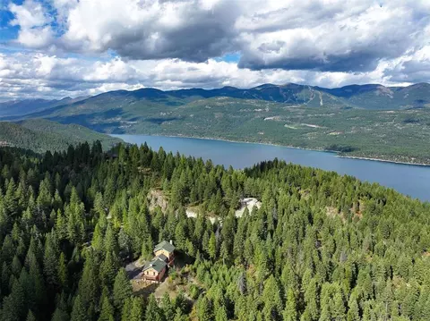 View/Area - 317 Wolf Run Dr, Whitefish, MT 59937 photo 8 of 9