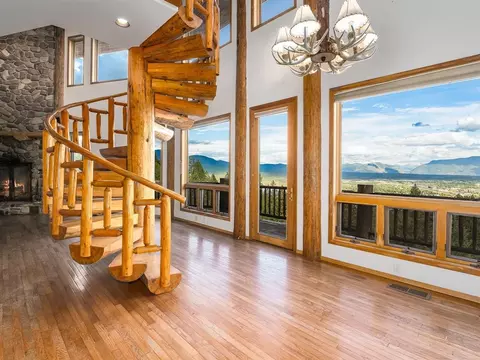 Living - 317 Wolf Run Dr, Whitefish, MT 59937 photo 3 of 10