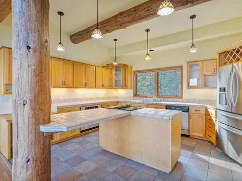 Kitchen - 317 Wolf Run Dr, Whitefish, MT 59937 photo 5 of 7