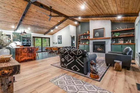 3219 Bear Creek Rd, Bonner, MT 59823