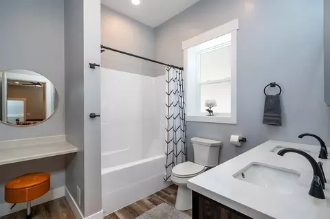 Bath - 41002 Canyon View Cir, Polson, MT 59860 photo 1 of 3
