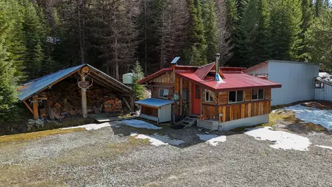 3630 Logan Creek Rd, Whitefish, MT 59937