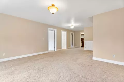 Living - 565 Chickadee Ln, Victor, MT 59875 photo 7 of 7