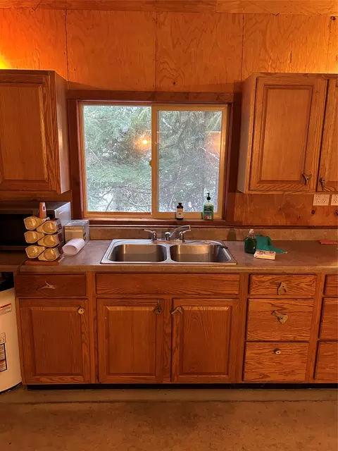 Kitchen - 313 Griffith Creek Rd, Eureka, MT 59917 photo 2 of 2