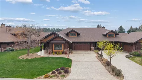 334 Eagle Bend Dr, Bigfork, MT 59911