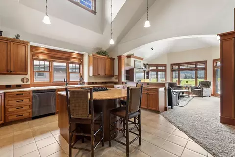 Kitchen - 334 Eagle Bend Dr, Bigfork, MT 59911 photo 2 of 3