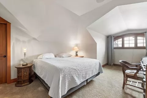 Bedroom - 334 Eagle Bend Dr, Bigfork, MT 59911 photo 6 of 8
