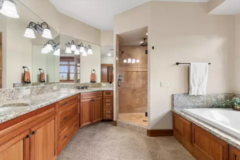 Bath - 334 Eagle Bend Dr, Bigfork, MT 59911 photo 2 of 5