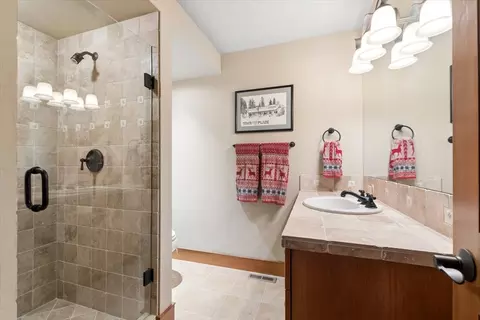 Bath - 334 Eagle Bend Dr, Bigfork, MT 59911 photo 5 of 5