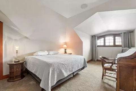 Bedroom - 334 Eagle Bend Dr, Bigfork, MT 59911 photo 8 of 8