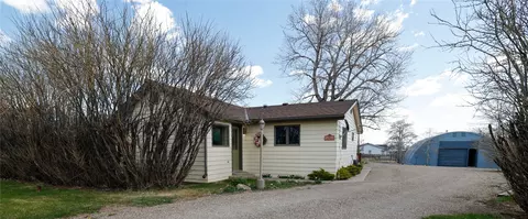 813 S Michigan St, Conrad, MT 59425