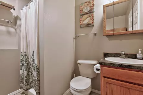 Bath - 53 Colter Loop Dr, Helena, MT 59602 photo 2 of 2