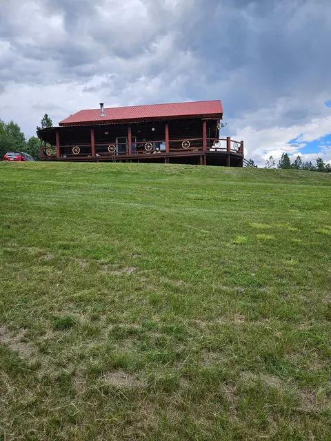575 S Rolling Hills Rd, Eureka, MT 59917