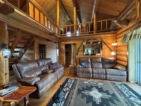Living - 575 S Rolling Hills Rd, Eureka, MT 59917 photo 2 of 4