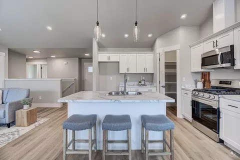 262 Stirling Loop, East Helena, MT 59635