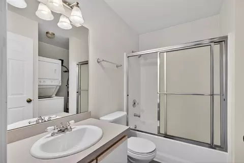 Bath - 117 3rd Ave E, Kalispell, MT 59901 photo 3 of 3