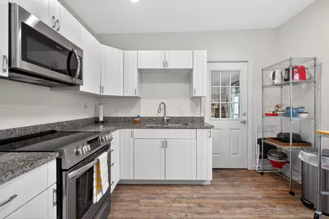 Kitchen - 117 3rd Ave E, Kalispell, MT 59901 photo 4 of 6