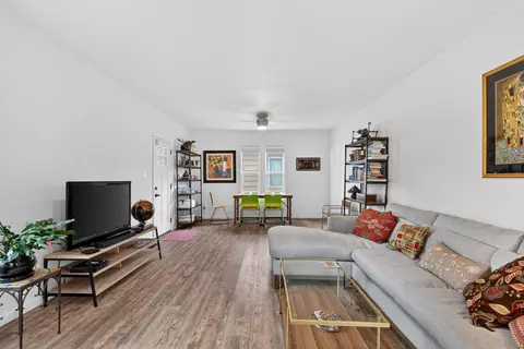 Living - 117 3rd Ave E, Kalispell, MT 59901 photo 2 of 5