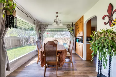 Dining - 417 S 8th St, Hamilton, MT 59840 photo 2 of 3