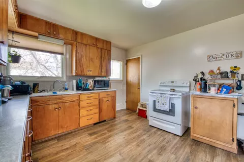 Kitchen - 417 S 8th St, Hamilton, MT 59840 photo 1 of 4