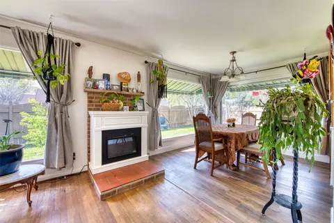 Dining - 417 S 8th St, Hamilton, MT 59840 photo 1 of 3