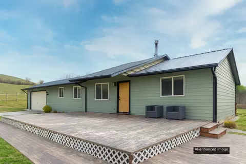 755 Dry Gulch Rd, Stevensville, MT 59870