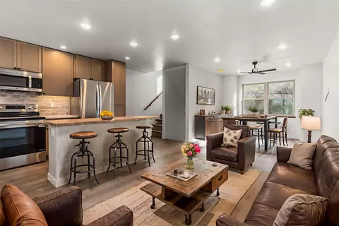 1220 Kennett Ave #D, Missoula, MT 59802
