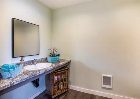 Bath - 107 3rd Ave E, Polson, MT 59860 photo 1 of 2