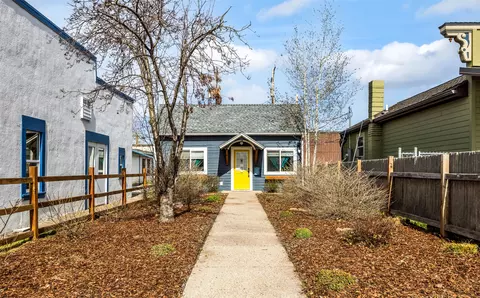 107 3rd Ave E, Polson, MT 59860