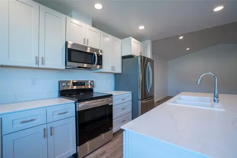 Kitchen - 125 Peaks View Loop, Kalispell, MT 59901 photo 1 of 3