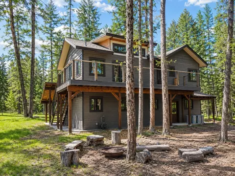 Exterior - 321 Forest Loop, Eureka, MT 59917 photo 7 of 8