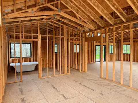 Entry Way - 321 Forest Loop, Eureka, MT 59917 photo 1 of 2