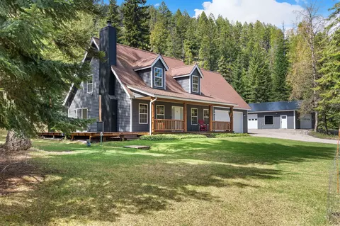 80 Lone Wolf Trl, Lakeside, MT 59922